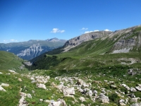 Panoramica sul tratto di sentiero che dall'Alp Anarosa (Nurdagn) scende a Promischur