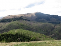 Panorama sul Monte Mottarone dalla sommità del Monte del Falò